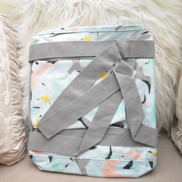 Thirty-One Gifts Flights of Fancy Small Utility Tote - Picture 2 of 5